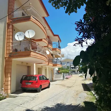 Beach Apartment Ofrínion